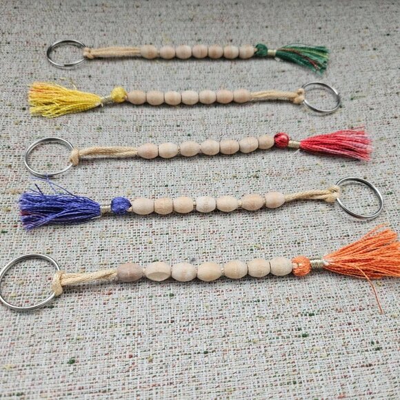 Lot of 5 Keychains Real Wood Beads Keys Holder Handmade Keyrings New - Picture 6 of 10